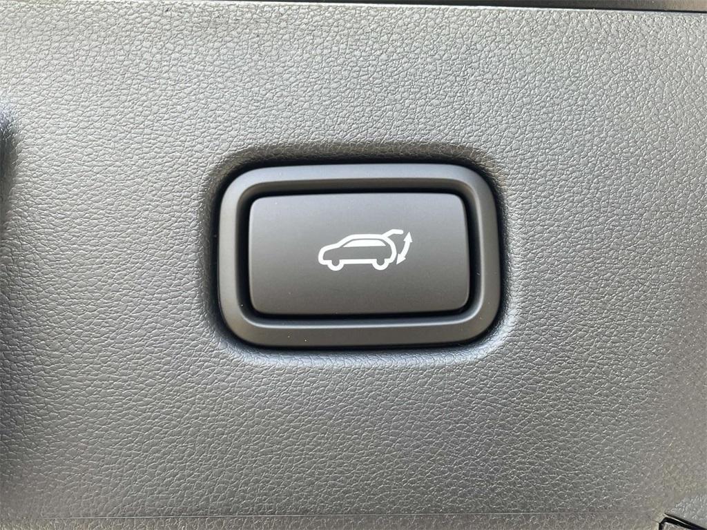 new 2025 Hyundai TUCSON Hybrid car, priced at $40,547