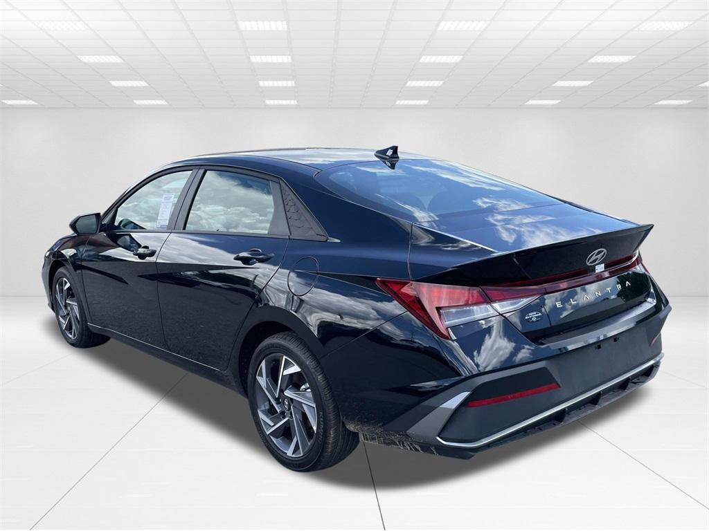 new 2025 Hyundai Elantra car, priced at $24,161