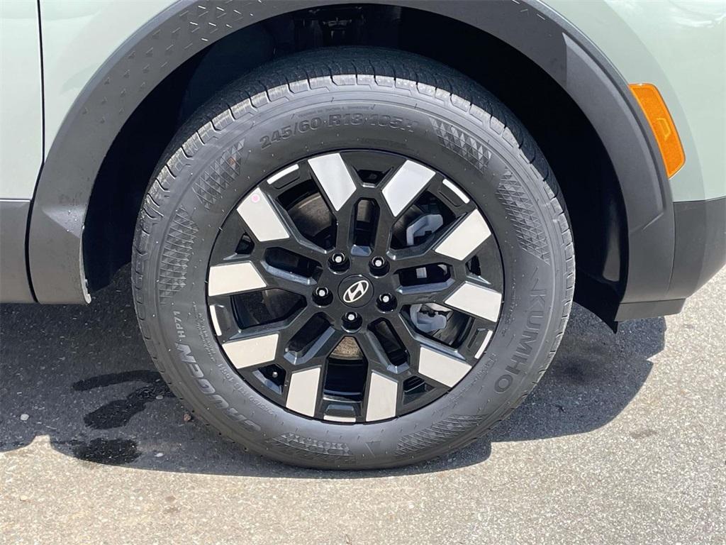 new 2025 Hyundai SANTA CRUZ car, priced at $35,820