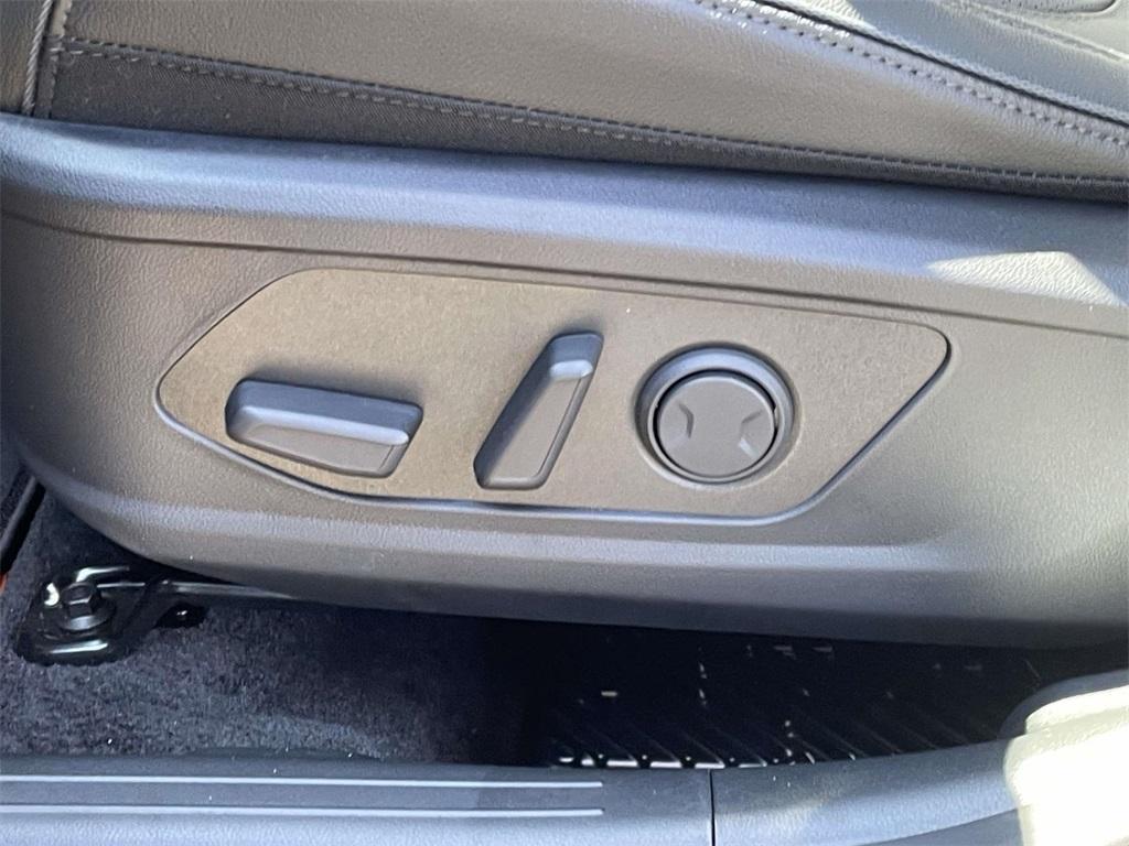 new 2026 Hyundai TUCSON Hybrid car, priced at $43,572