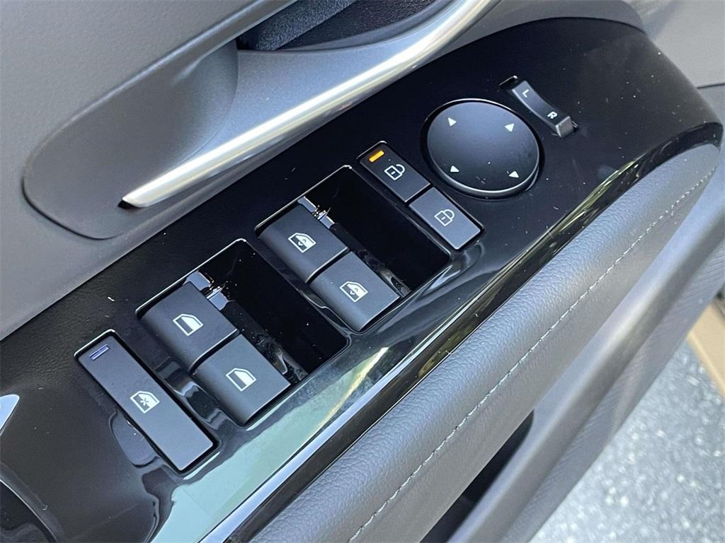 new 2026 Hyundai TUCSON Hybrid car, priced at $43,572