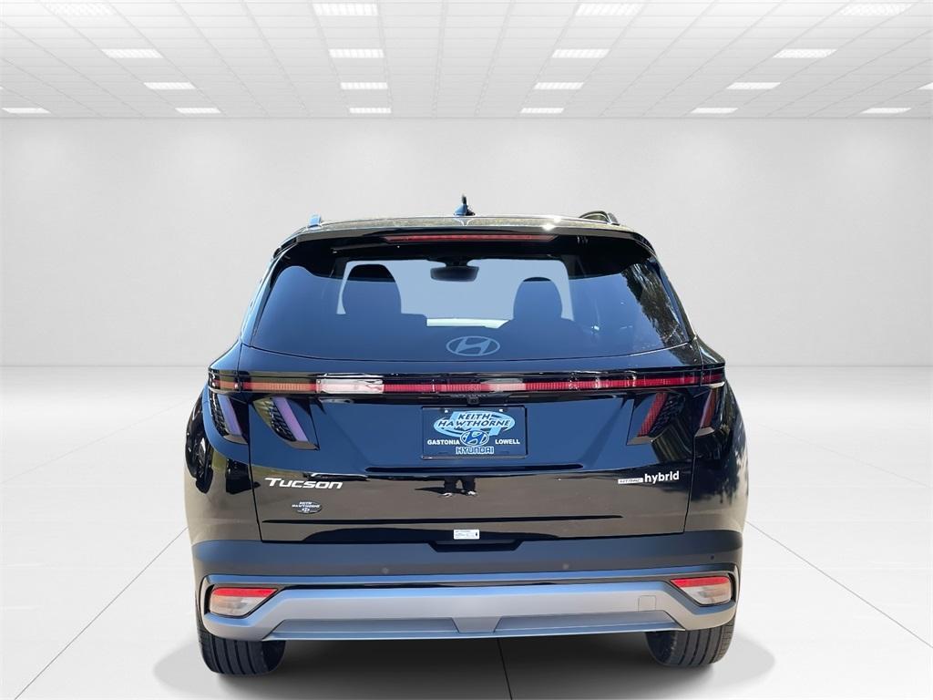 new 2026 Hyundai TUCSON Hybrid car, priced at $43,572