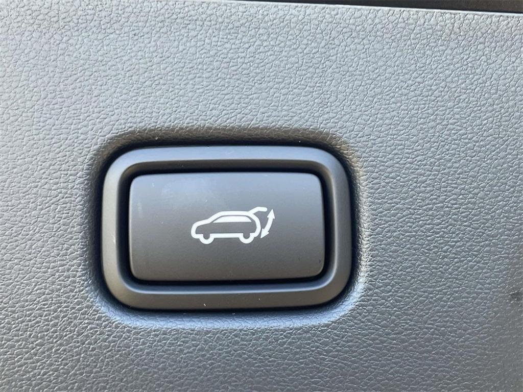 new 2026 Hyundai TUCSON Hybrid car, priced at $43,572