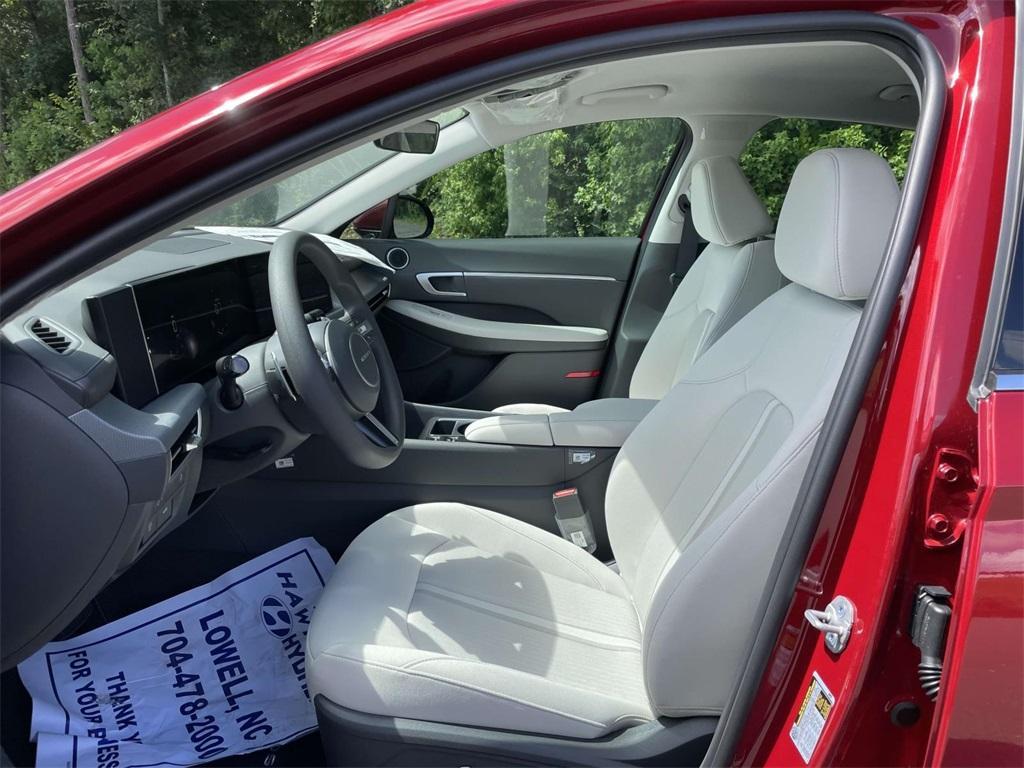 new 2025 Hyundai Sonata car, priced at $27,517