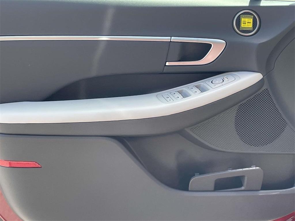 new 2025 Hyundai Sonata car, priced at $27,517
