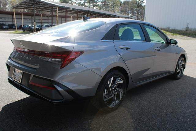 new 2024 Hyundai Elantra HEV car, priced at $31,150