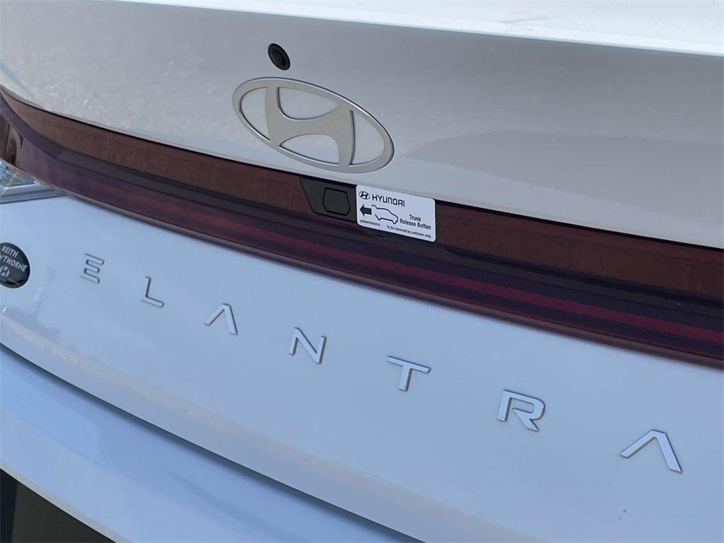 new 2025 Hyundai Elantra car, priced at $28,085