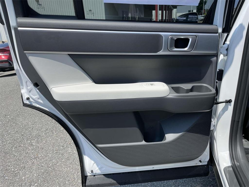 new 2025 Hyundai Santa Fe car, priced at $34,055