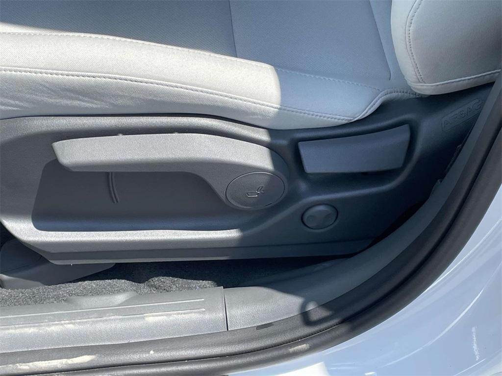 new 2025 Hyundai Santa Fe car, priced at $34,055