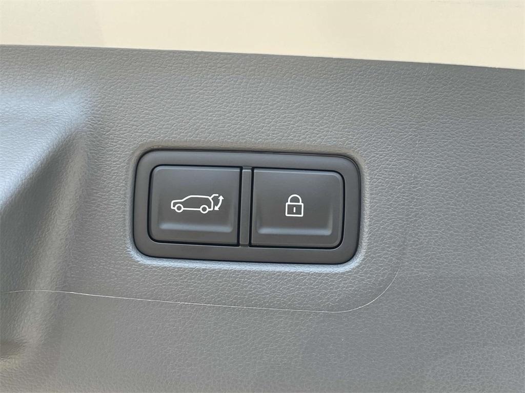 new 2025 Hyundai Santa Fe car, priced at $34,055