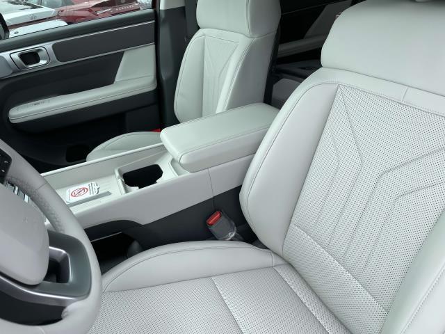 new 2025 Hyundai SANTA FE HEV car, priced at $48,462