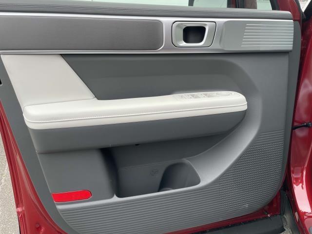 new 2025 Hyundai SANTA FE HEV car, priced at $48,462