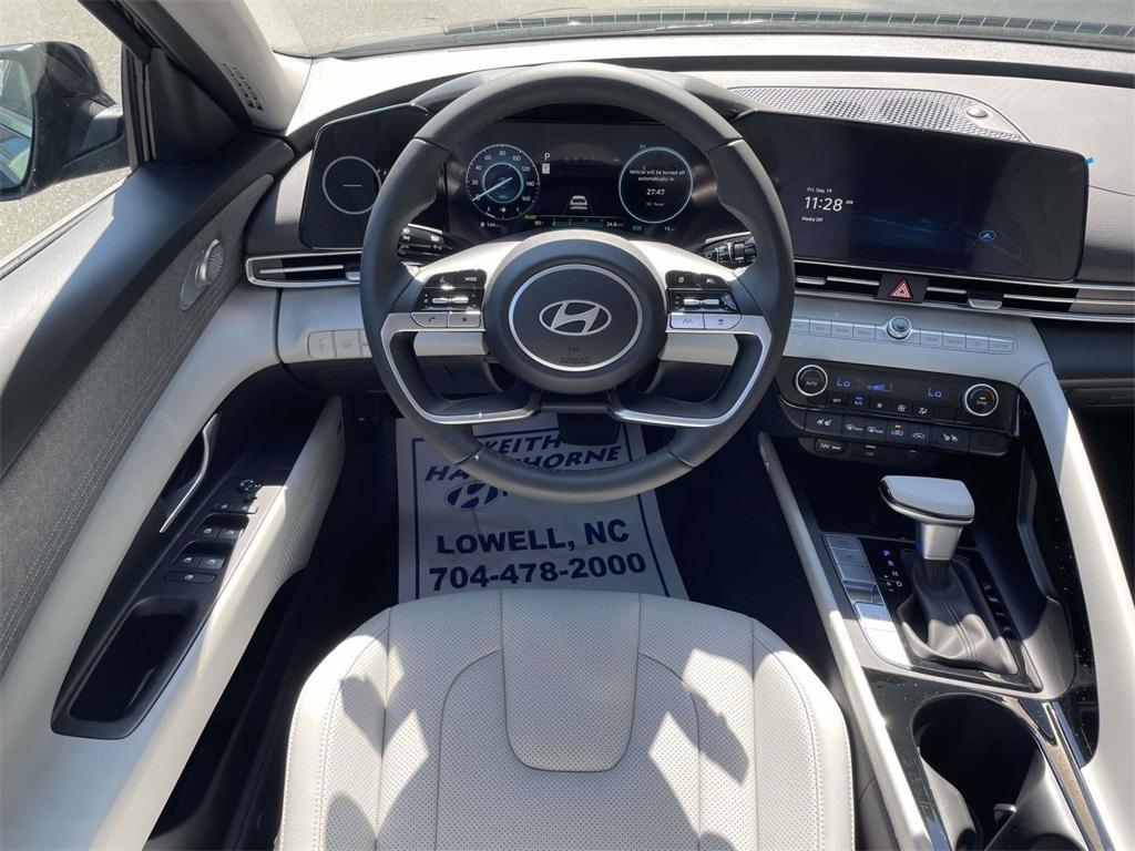 new 2025 Hyundai ELANTRA HEV car, priced at $28,516