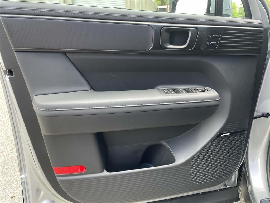 new 2025 Hyundai SANTA FE HEV car, priced at $51,054