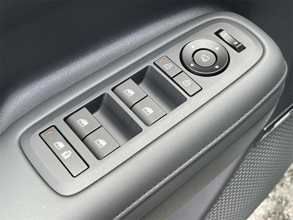 new 2025 Hyundai SANTA FE HEV car, priced at $51,054