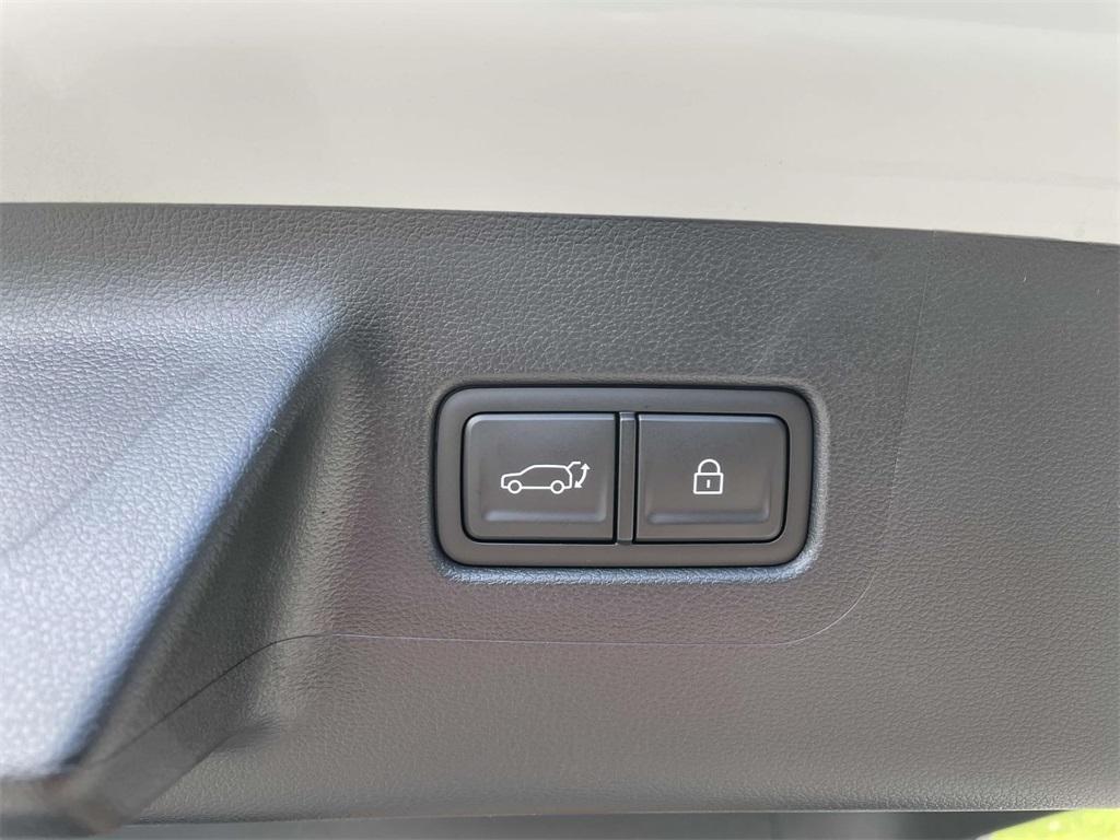 new 2025 Hyundai SANTA FE HEV car, priced at $51,054