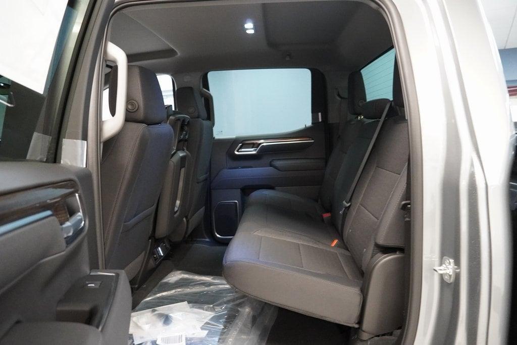new 2025 Chevrolet Silverado 1500 car, priced at $39,995