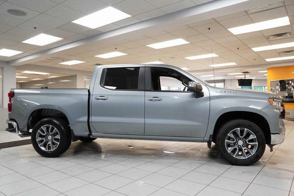 new 2025 Chevrolet Silverado 1500 car, priced at $39,995