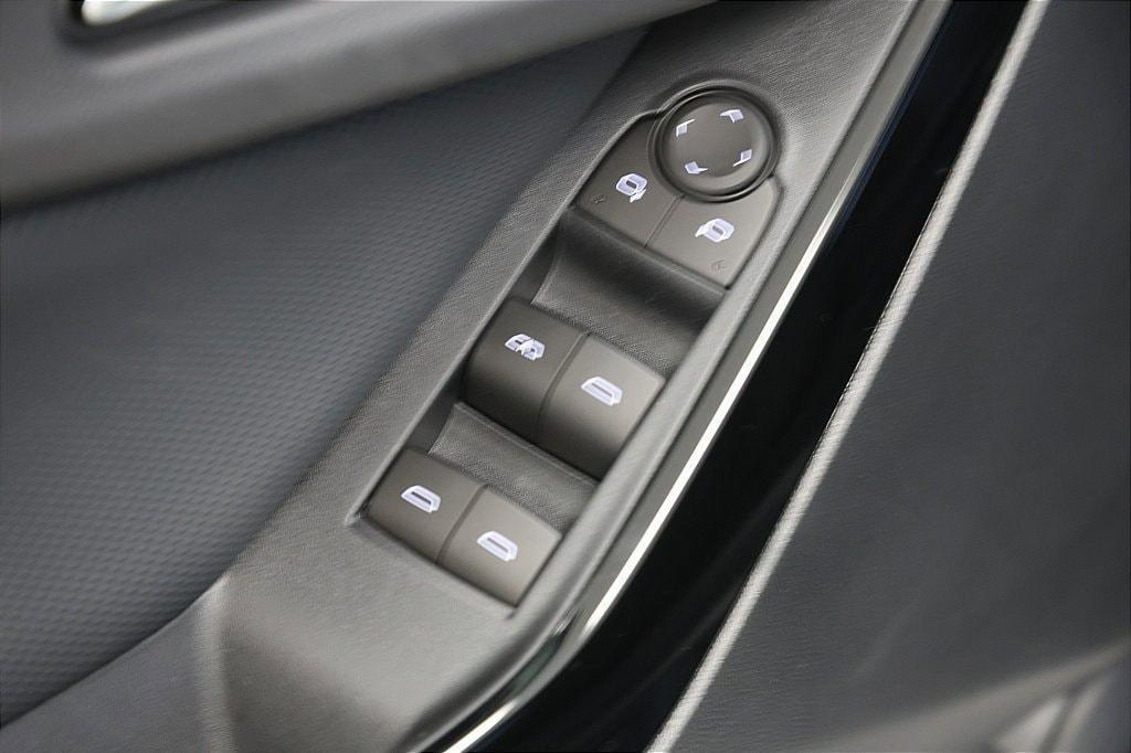 new 2026 Chevrolet Equinox car, priced at $27,840