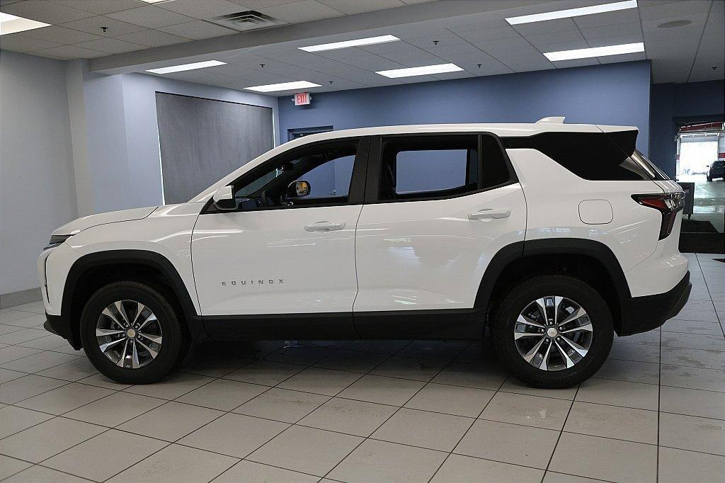 new 2026 Chevrolet Equinox car, priced at $30,599