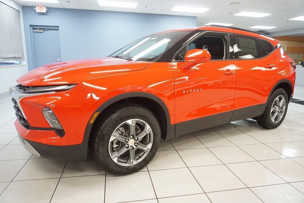 new 2024 Chevrolet Blazer car, priced at $32,309