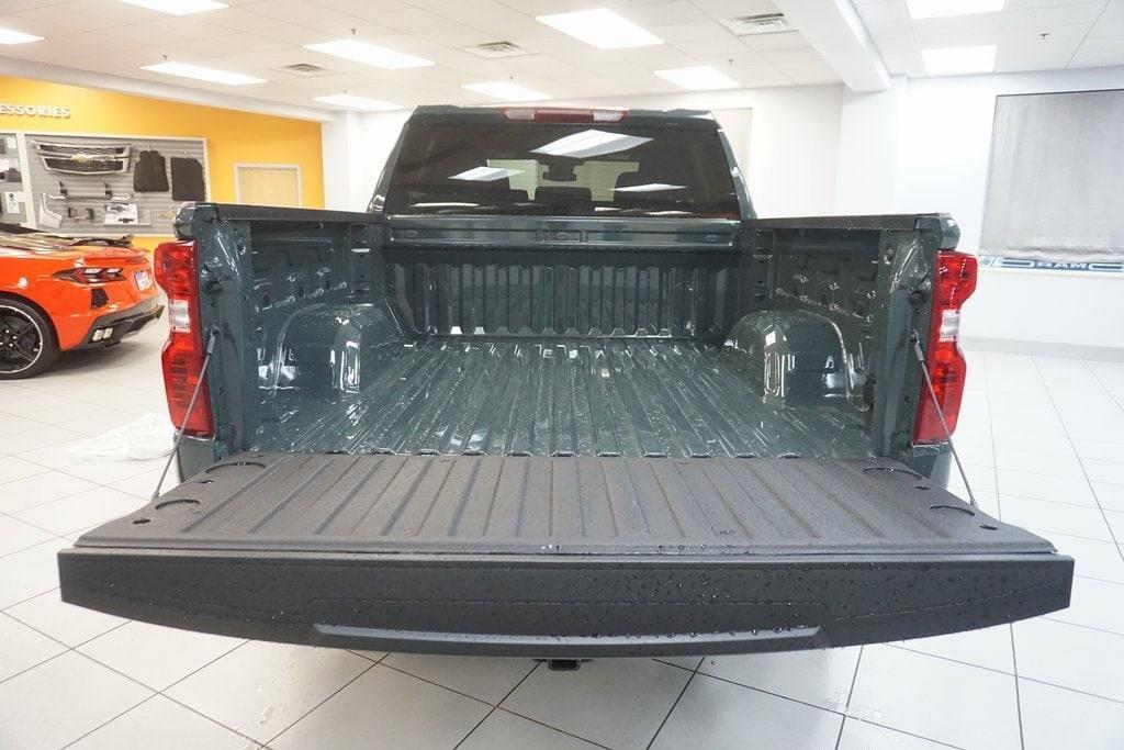 new 2025 Chevrolet Silverado 1500 car, priced at $52,995