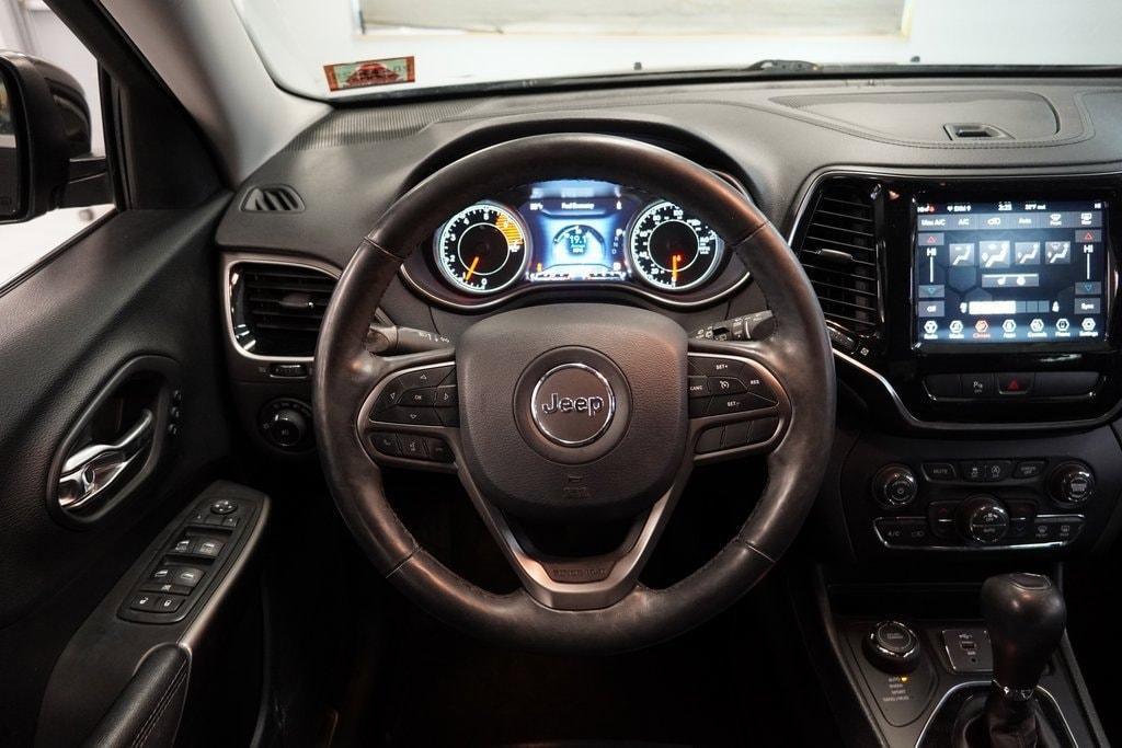 used 2019 Jeep Cherokee car, priced at $17,474