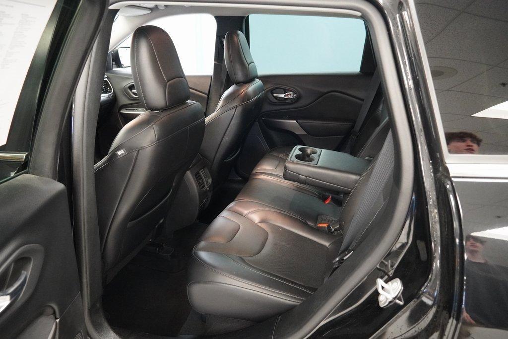 used 2019 Jeep Cherokee car, priced at $17,474