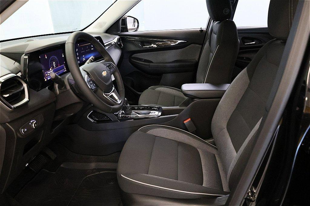 new 2026 Chevrolet TrailBlazer car, priced at $25,799