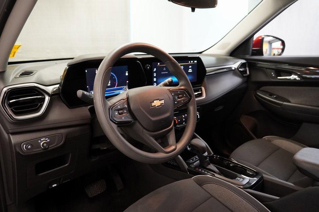 used 2024 Chevrolet TrailBlazer car, priced at $21,400