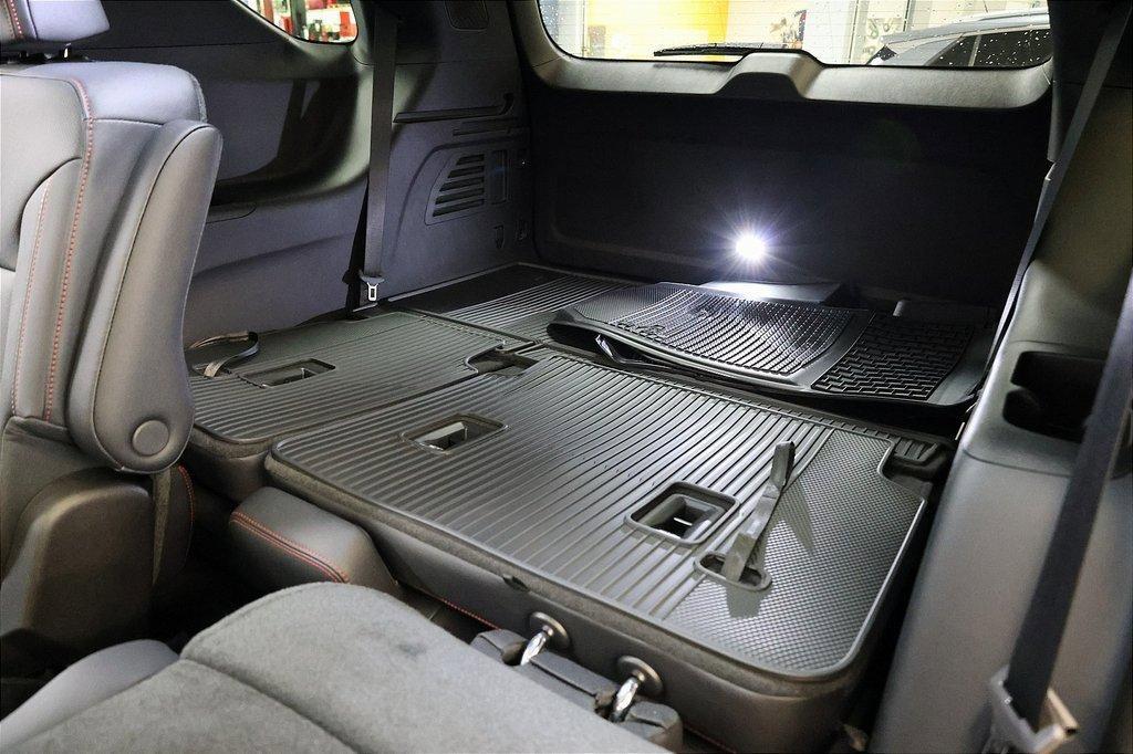 new 2026 Chevrolet Traverse car, priced at $56,199