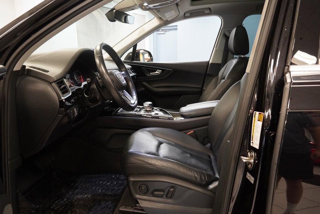 used 2018 Audi Q7 car, priced at $21,750