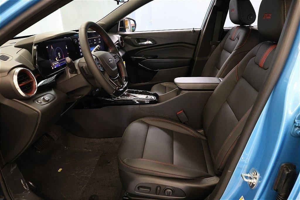 new 2025 Chevrolet Trax car, priced at $23,003