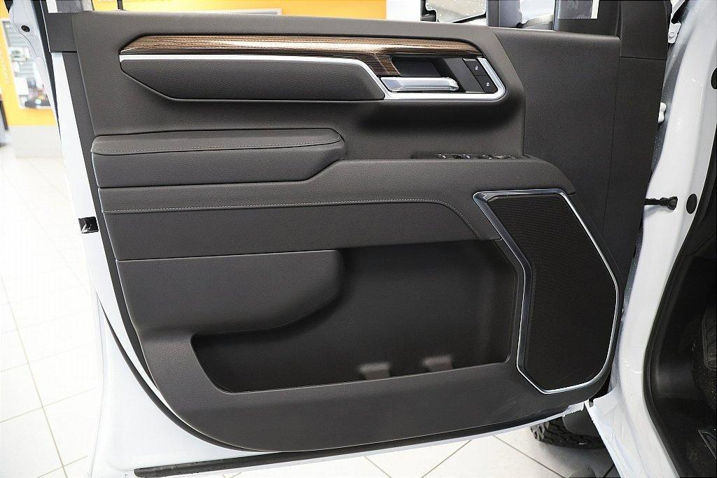 new 2025 Chevrolet Silverado 2500 car, priced at $61,590