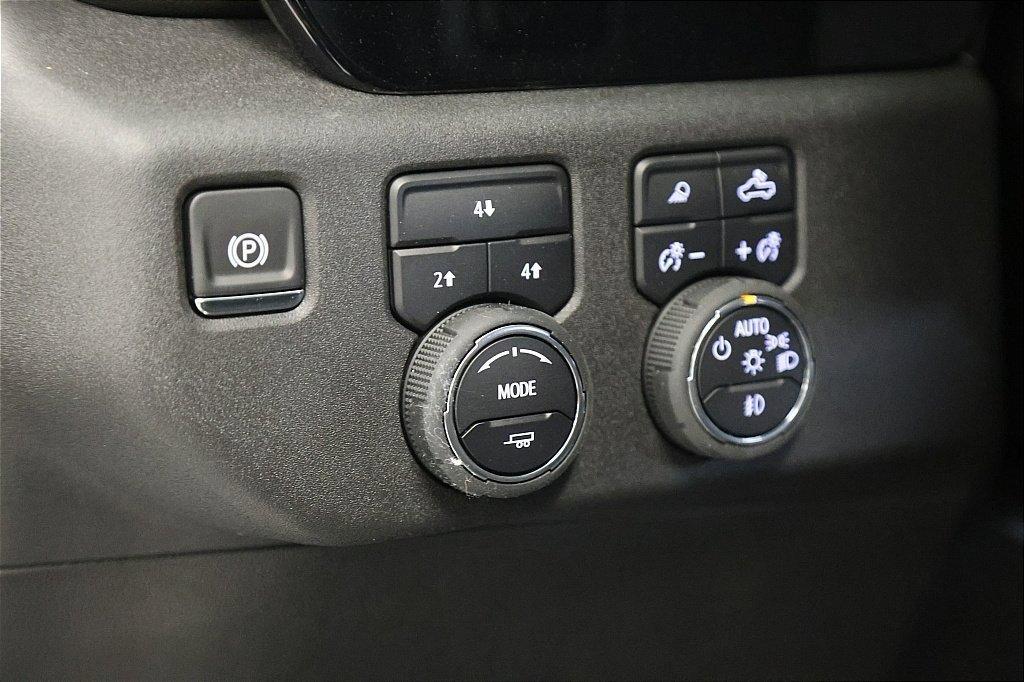 new 2025 Chevrolet Silverado 2500 car, priced at $61,590