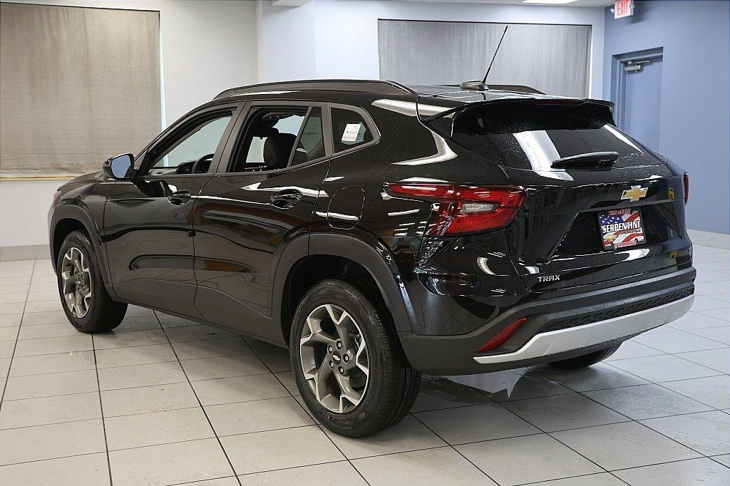 new 2025 Chevrolet Trax car, priced at $21,231