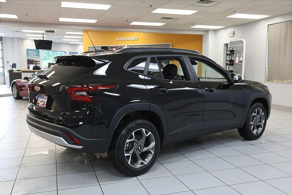 new 2025 Chevrolet Trax car, priced at $21,231