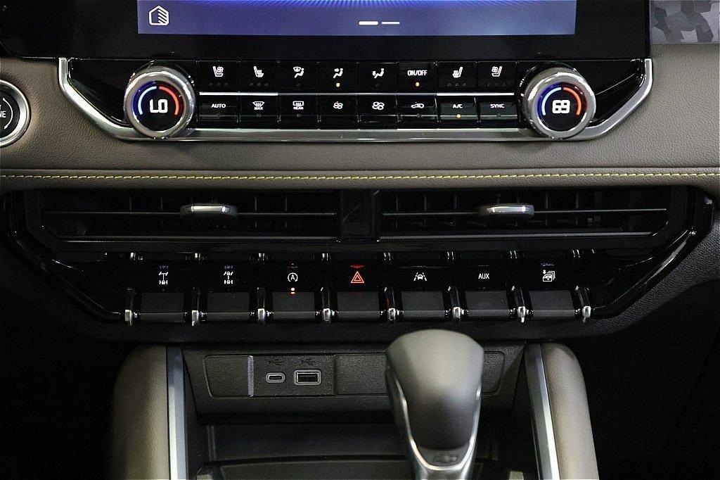 new 2025 Chevrolet Colorado car, priced at $49,995