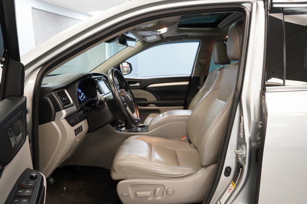 used 2017 Toyota Highlander car, priced at $21,500