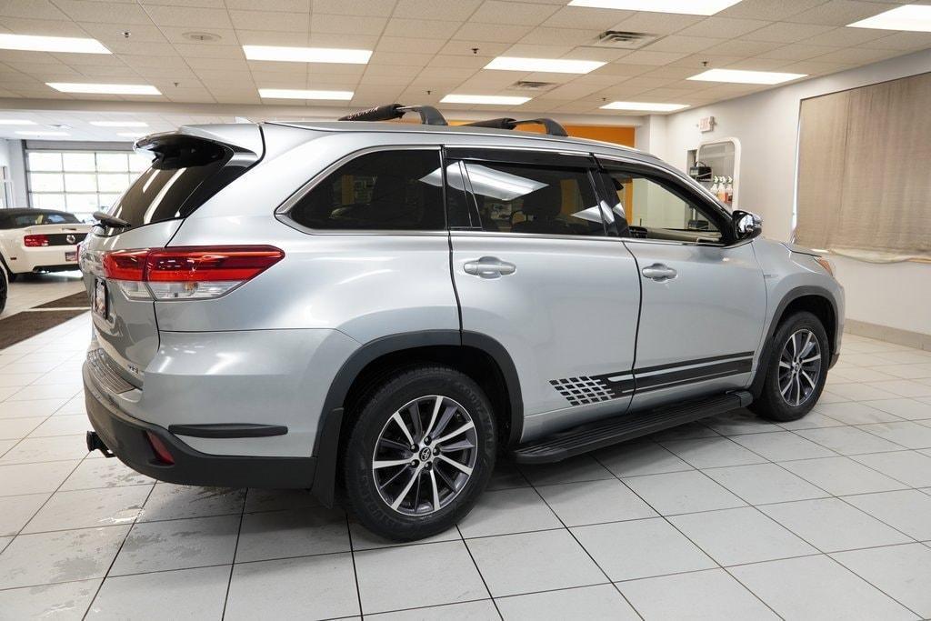 used 2017 Toyota Highlander car, priced at $21,500