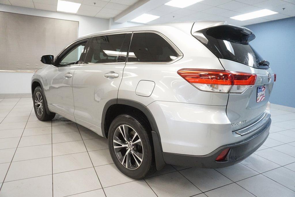 used 2018 Toyota Highlander car, priced at $21,659