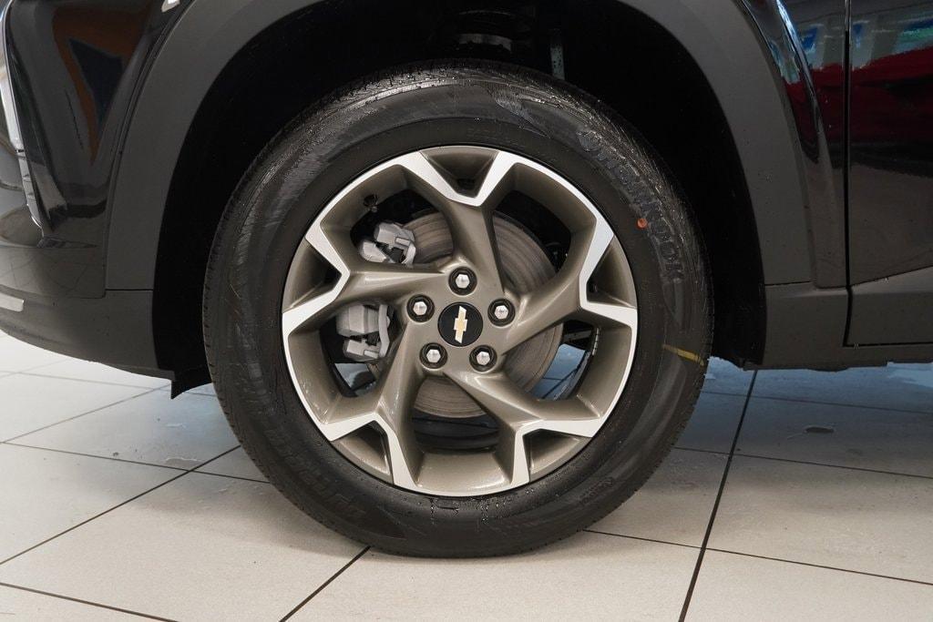 new 2025 Chevrolet Trax car, priced at $21,699