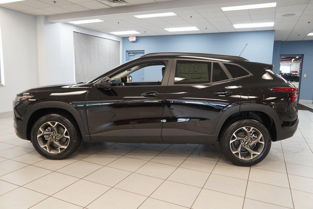 new 2025 Chevrolet Trax car, priced at $21,699
