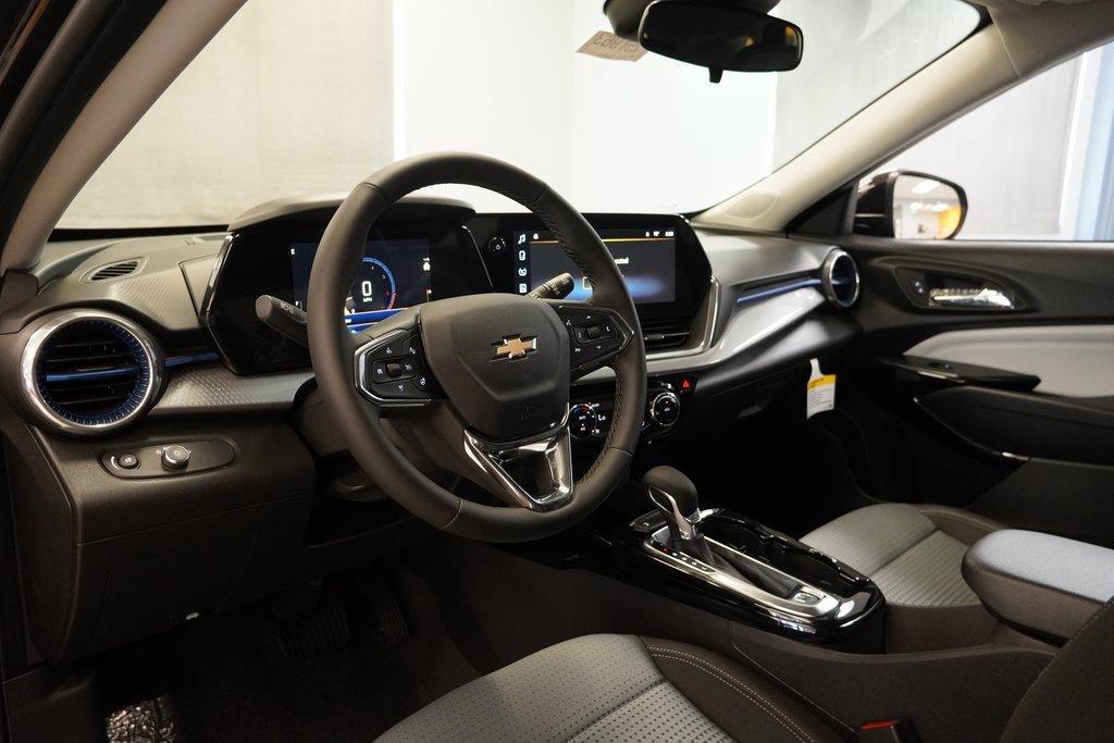 new 2025 Chevrolet Trax car, priced at $21,699