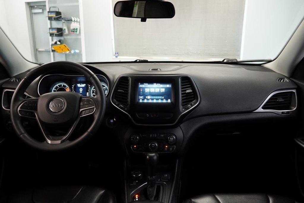 used 2020 Jeep Cherokee car, priced at $15,799