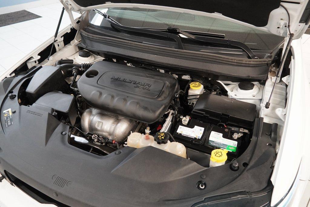 used 2020 Jeep Cherokee car, priced at $15,799