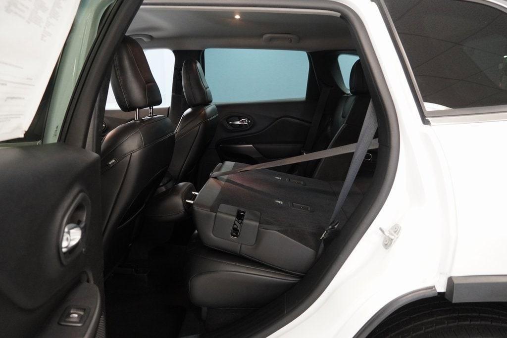 used 2020 Jeep Cherokee car, priced at $14,699