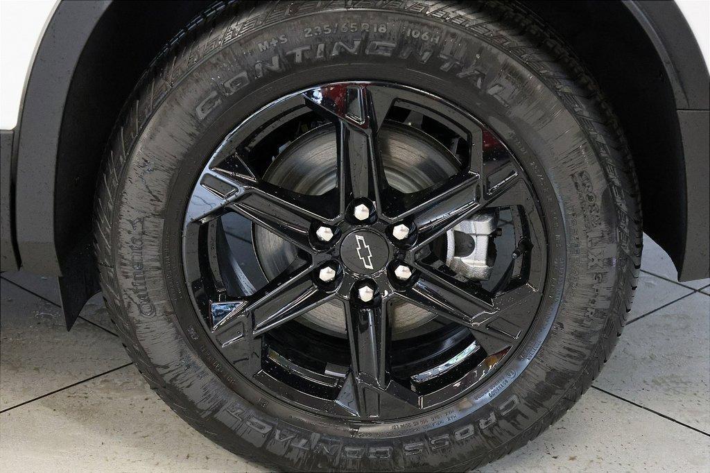new 2025 Chevrolet Blazer car, priced at $35,500