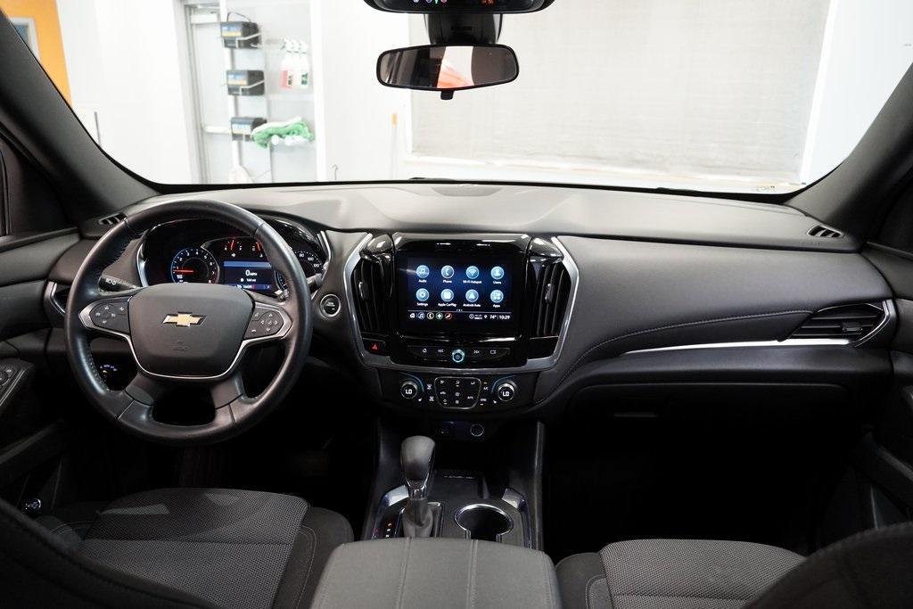 used 2022 Chevrolet Traverse car, priced at $29,995