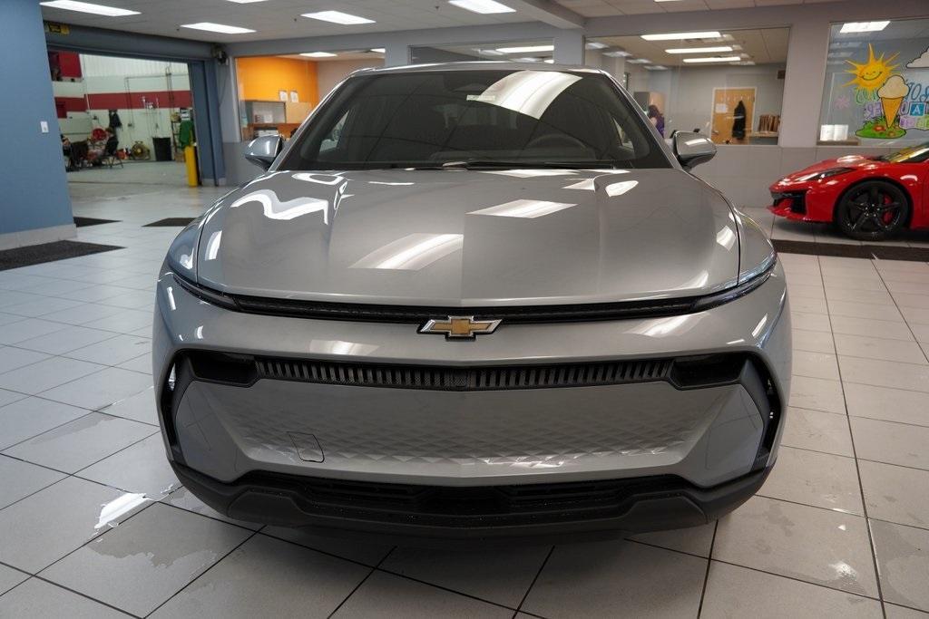 new 2025 Chevrolet Equinox EV car, priced at $29,099